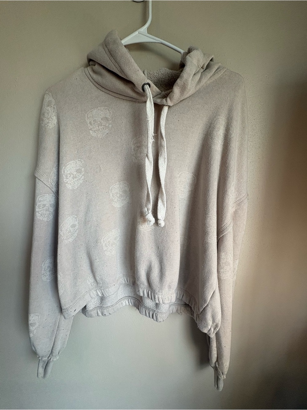 Vintage Havana Burnout Beige Skull-Print Hoodie